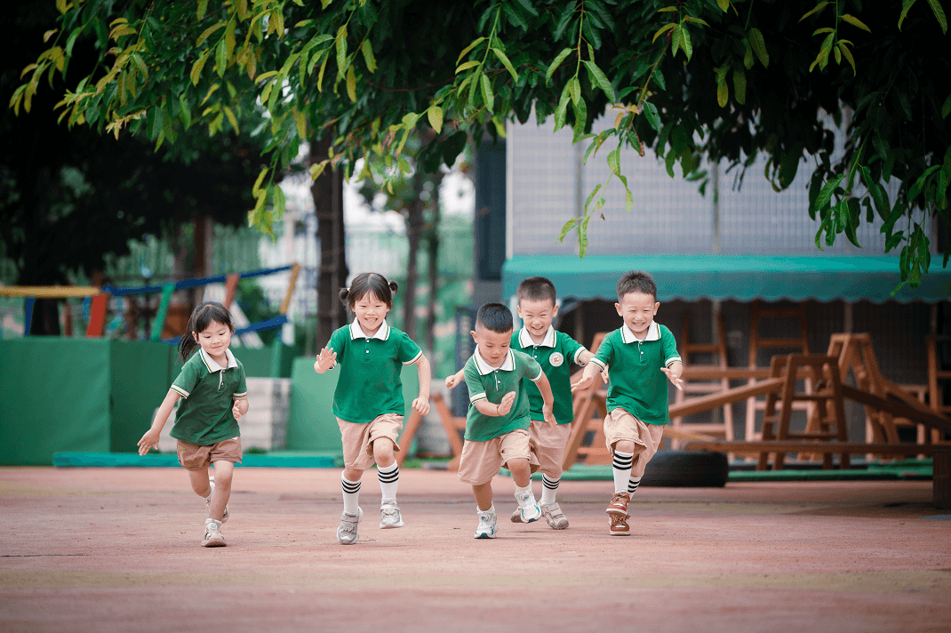 天府新区耘朵幼儿园园歌《耘朵·点亮未来》